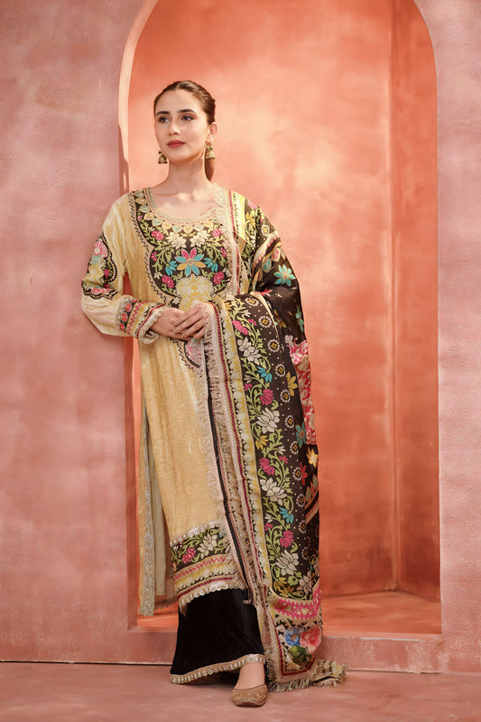 Cream Elegance Pakistani Suit With Digital Print Black Plazzo And Dupatta