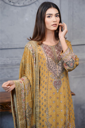 Light Yellow Pakistani Ethnic Ensemble