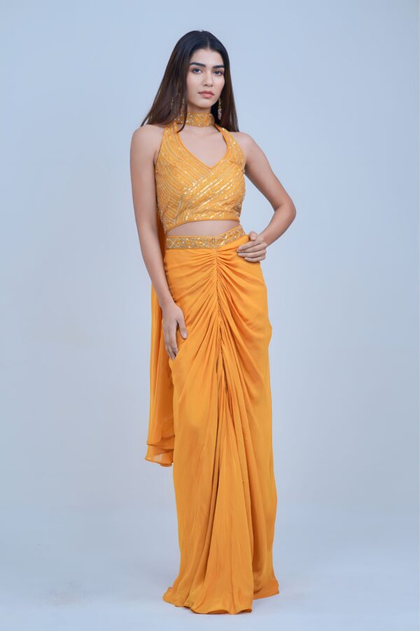 Glamorous Halter Neck Pleated Skirt Set