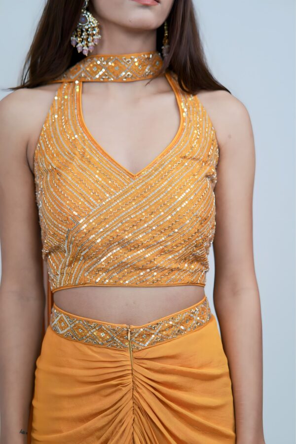 Glamorous Halter Neck Pleated Skirt Set