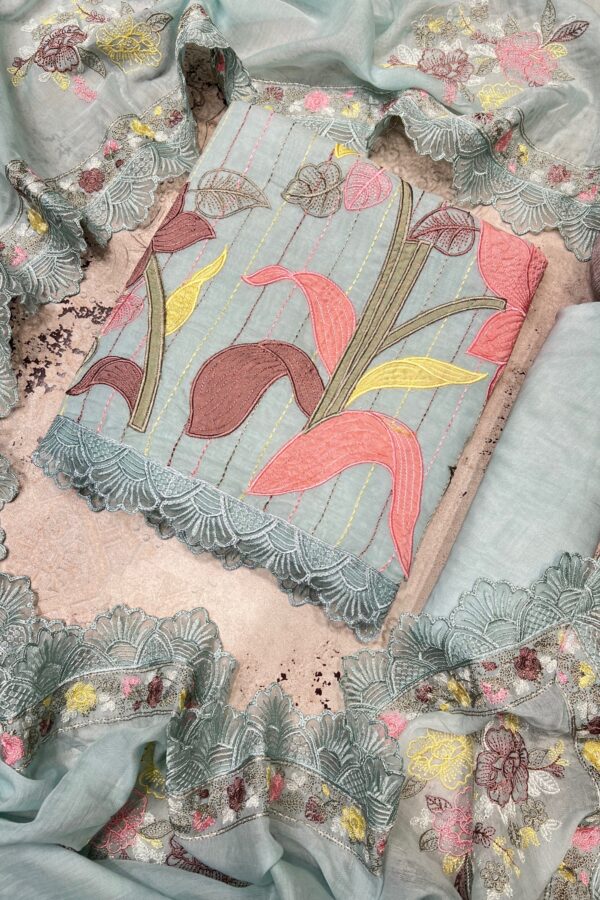Relaxing Cotton Unstitched Suit Set With Appliqué Highlights