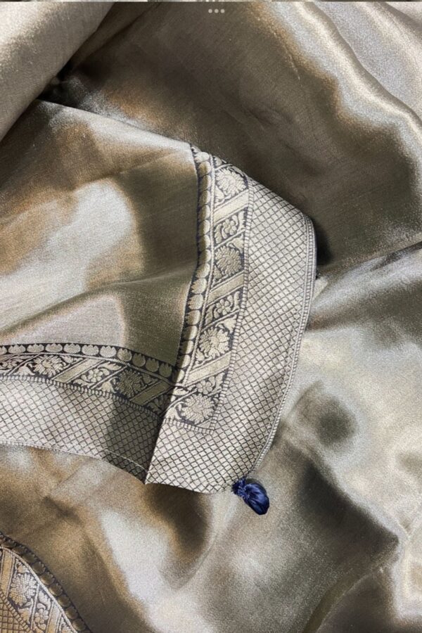 Blue and copper brown shades of Unstiched pakistani suit