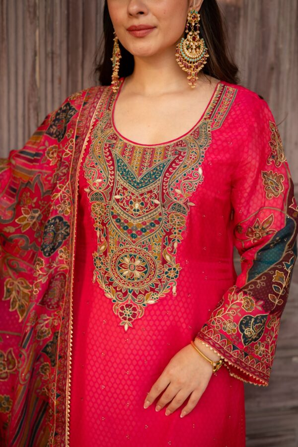 Elegant Dark Pink Long Ethnic Pakistani Suit With Printed Odhani Dupatta