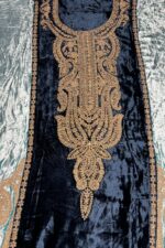 Double Contrast Pakistani Velvet Suit
