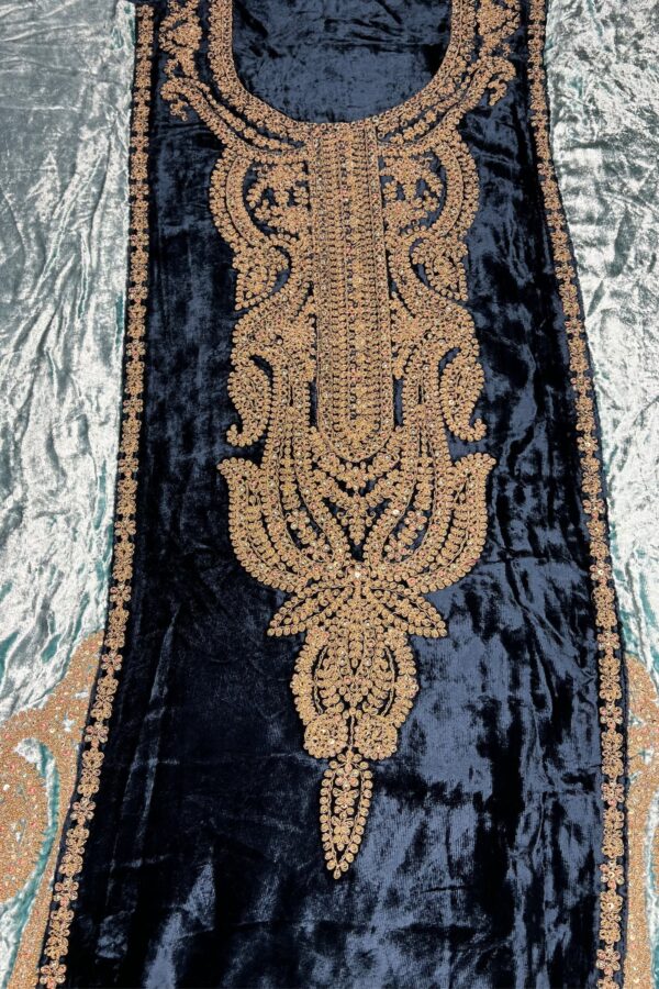 Double Contrast Pakistani Velvet Suit