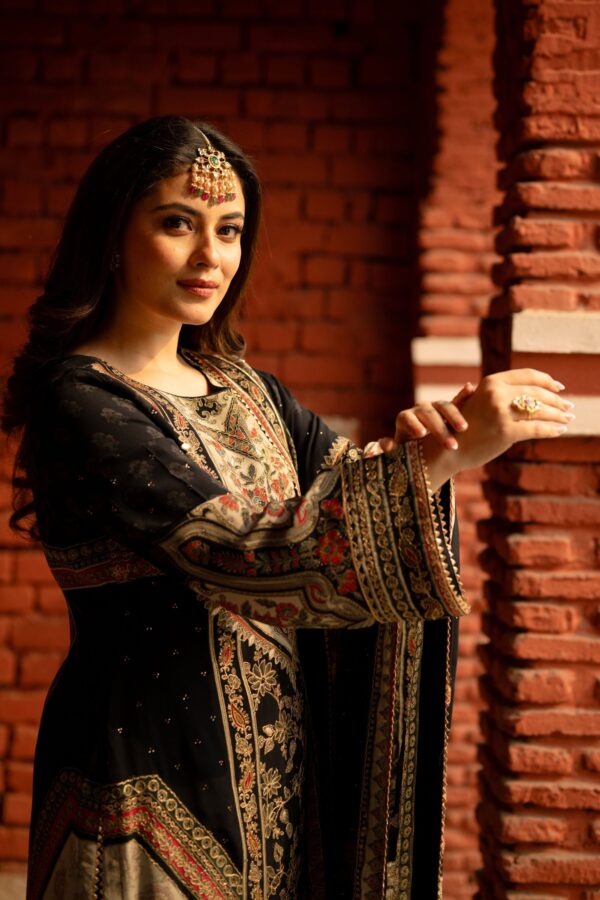 Black Pakistani Plazo Suit with Golden Highlights and Digital Prints
