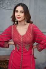 Pakistani Ethnic Achkan In Digital Pink Perfection