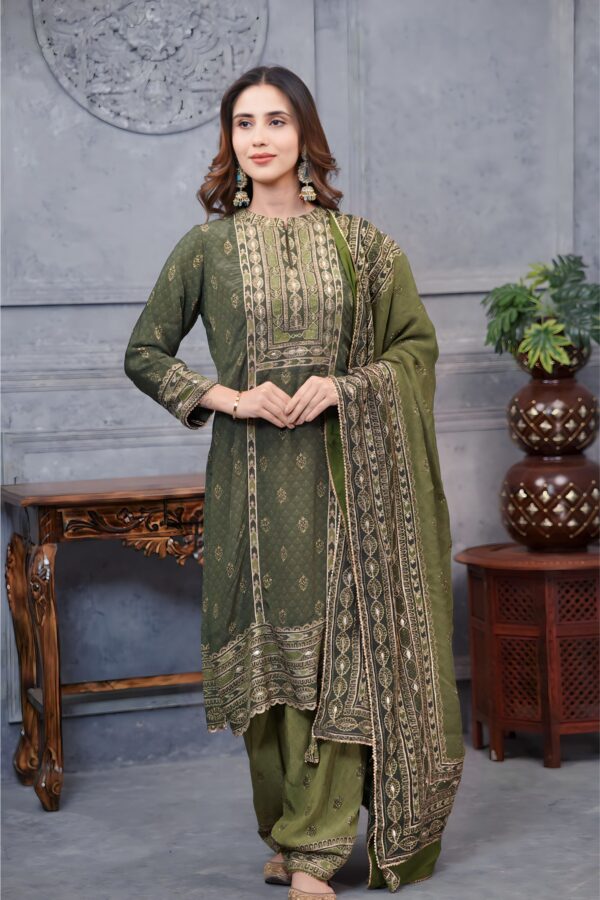 Mehendi Charm Pure Crepe Elegance With Pakistani Salwaar