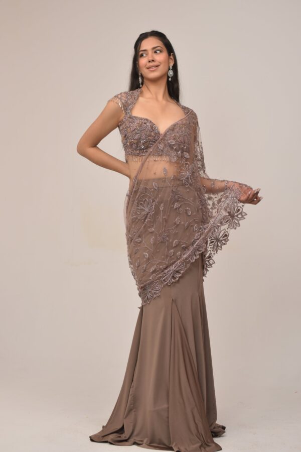 Elegant Mauve Embroidered Mermaid Saree Set