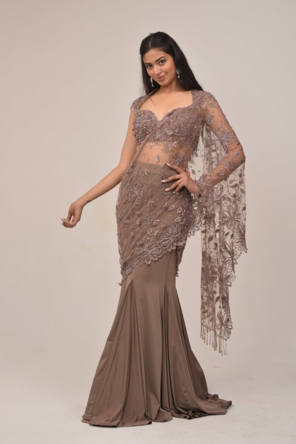 Elegant Mauve Embroidered Mermaid Saree Set