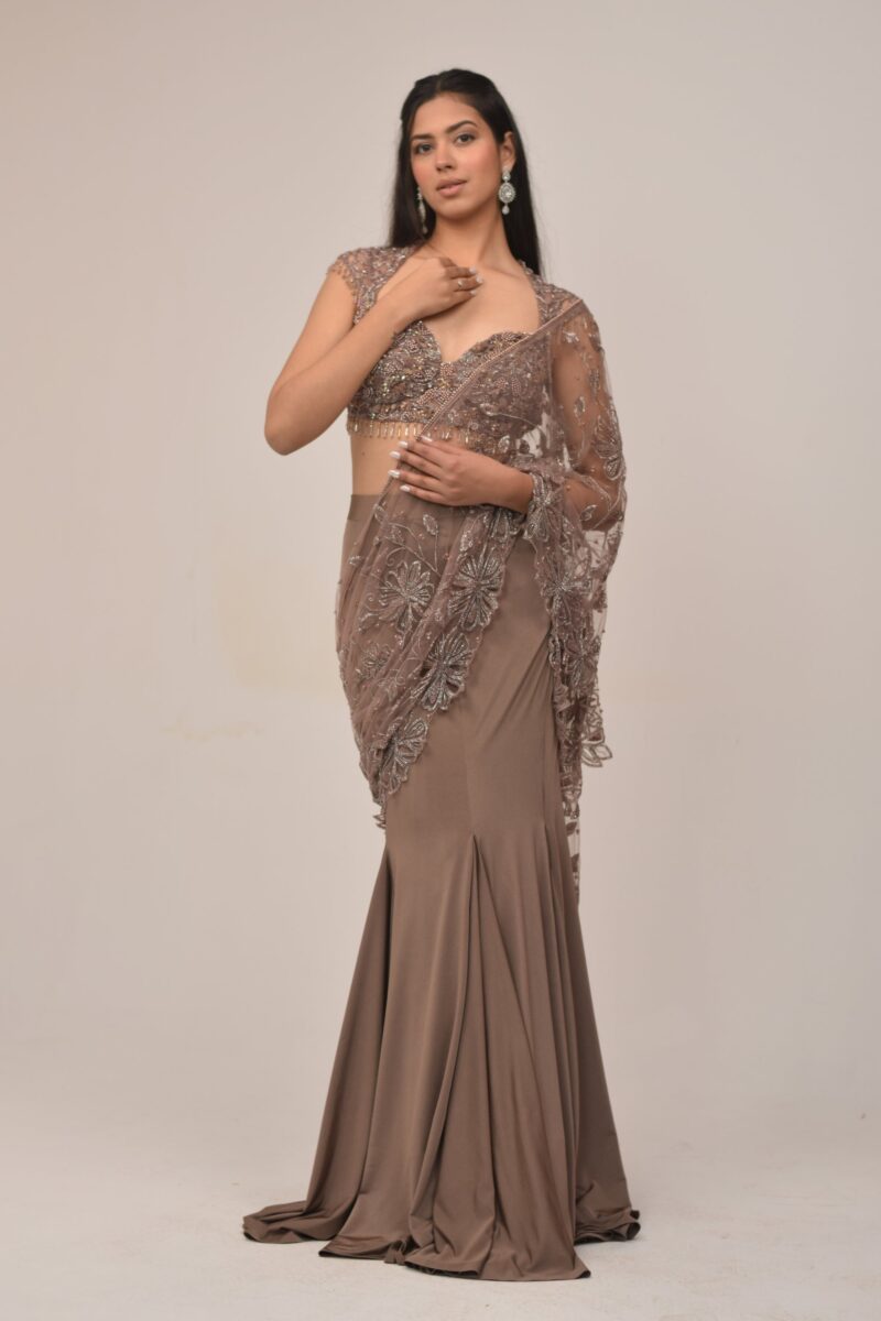 Elegant Mauve Embroidered Mermaid Saree Set