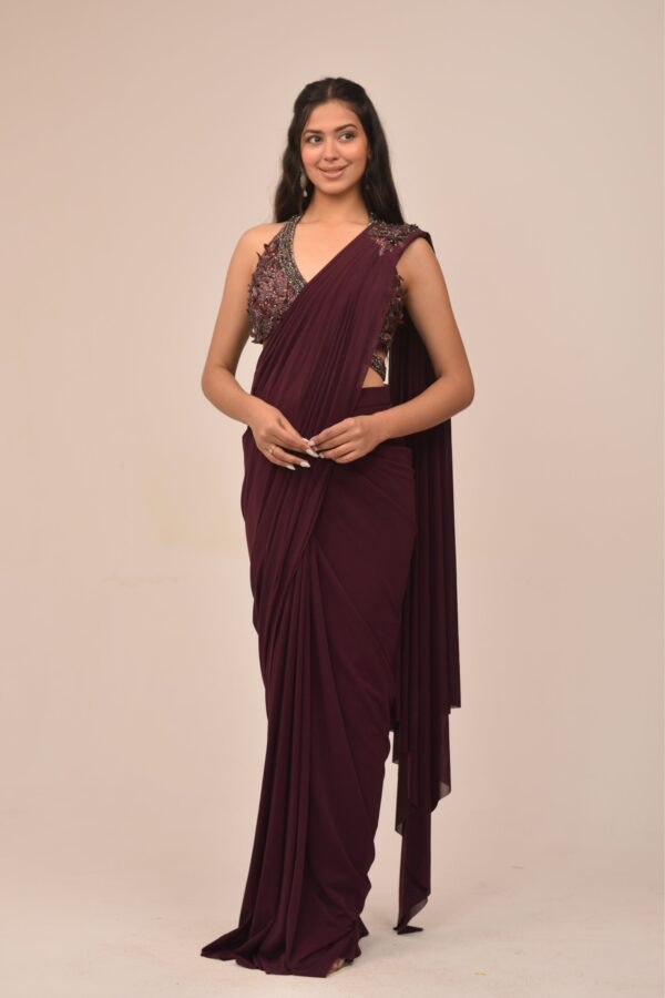 Exquisite Halter Neck Intricate Drape Set