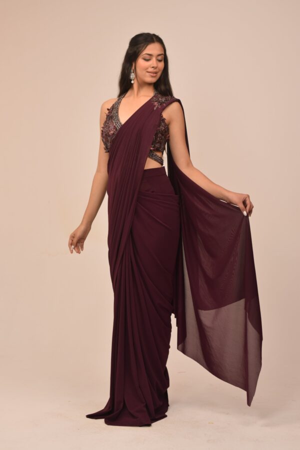 Exquisite Halter Neck Intricate Drape Set