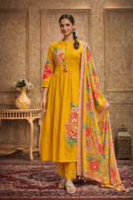 Elegant royal suit set with dupatta