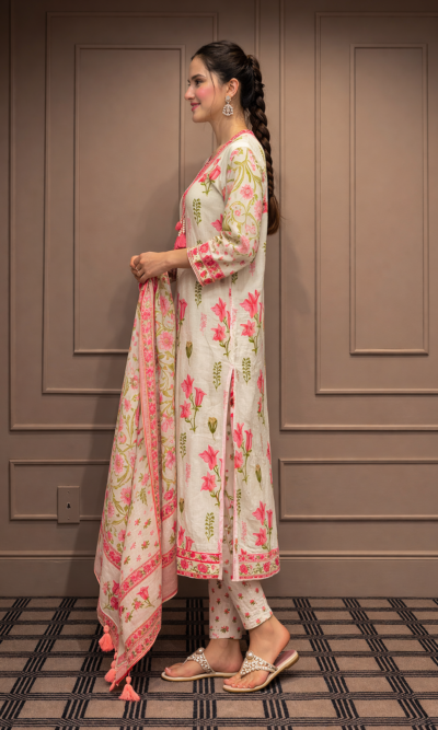 2C98C4EA-988B-455B-9402-DB1CE0B84075