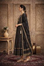 Floral elegance suit set with dupatta