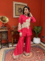 Hot pink Bloom cord-set