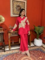 Hot pink Bloom cord-set