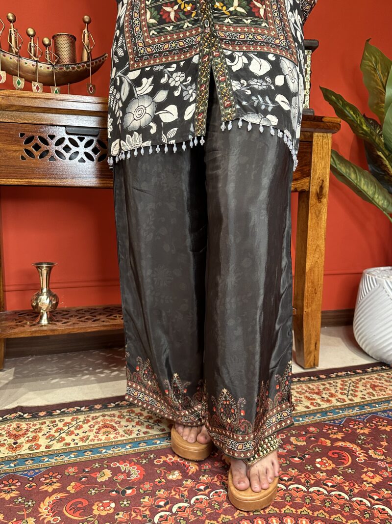 Royal black elegant suit set
