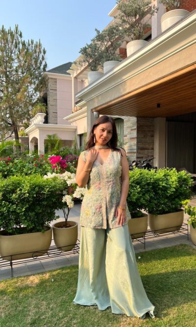 Mint pearl embellished fusion set