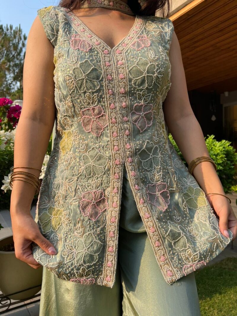 Mint pearl embellished fusion set